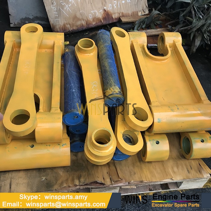 LC12B01063F1 LC12B01057P1 LC12B01058P1 LC12B01049P1 LC12B01050P1 LINKAGE YOKE BUCKET LINK Kobelco SK330LC-6E SK330LC SK330-6E Excavator Spare Parts (1)