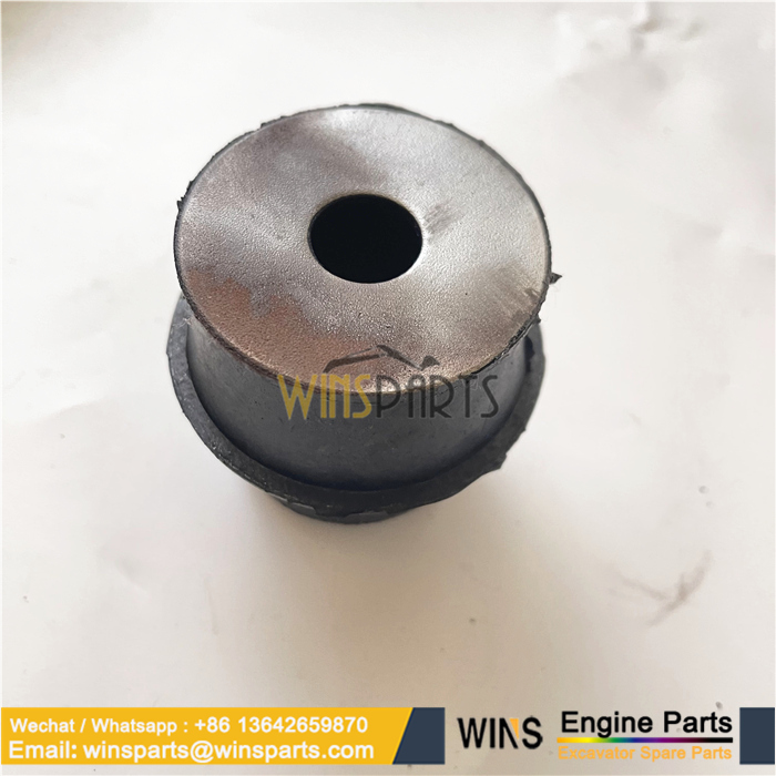 RD411-42153 RD41142153 Engine Mount Rubber CUSHION V2203 V2403 Kubota RD411-42082 RD118-42173 02076-60160